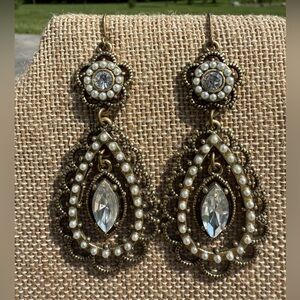 Chloe + Isabel Antique Gold Crystal & Pearl Statement Earrings – NWT Nickel Free